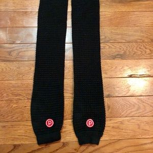 Pure barre leg warmers black